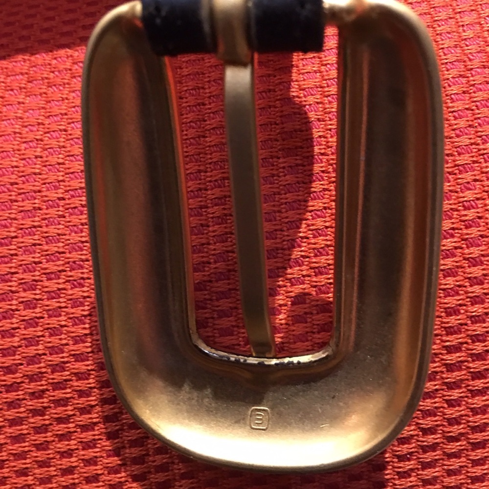 BEBE belt. Sz 30. POSH DAY IS EVERYDAY! - Picture 2 of 3